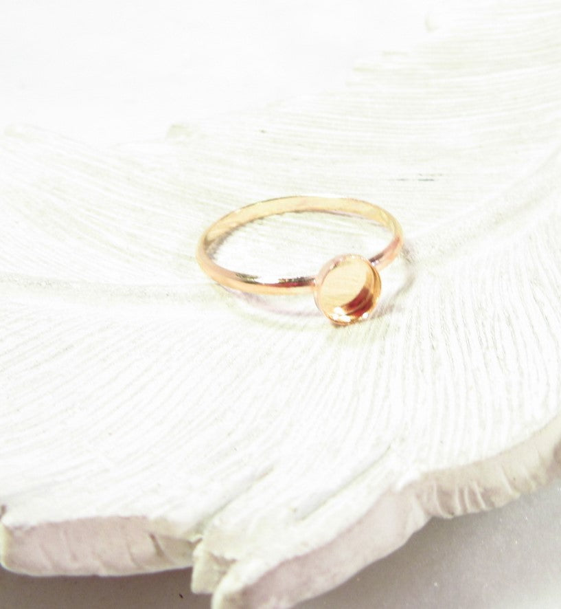 yellow gold ring setting for resin