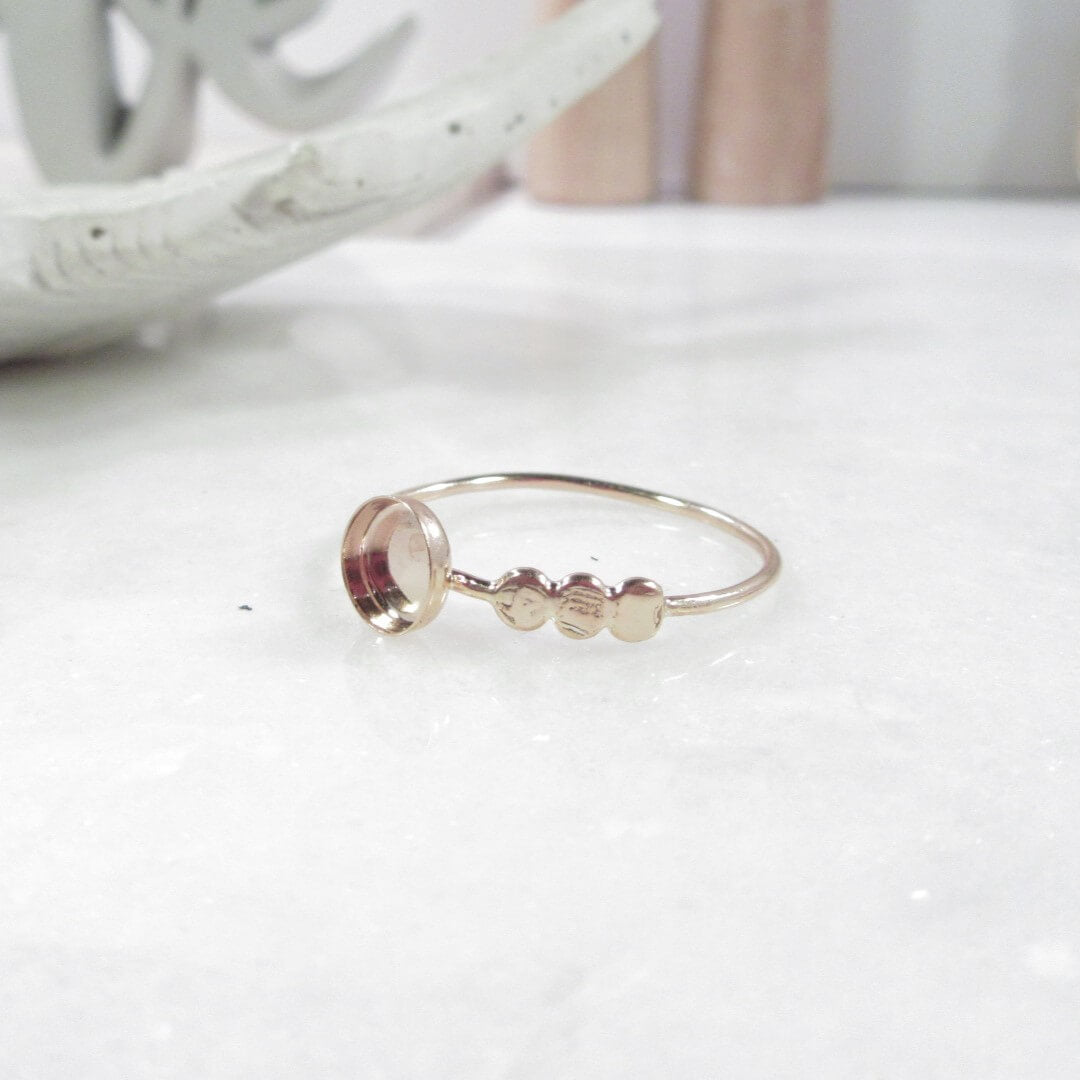 three dots bezel cup ring setting