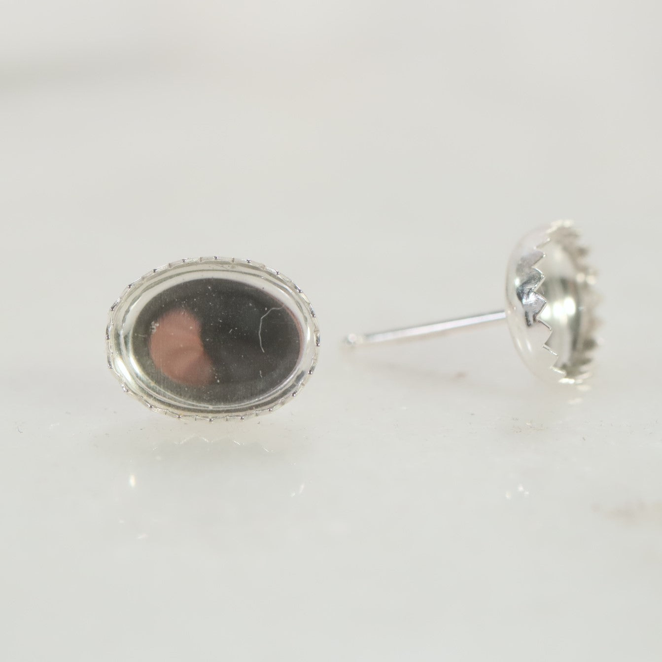 stud earring settings bezel